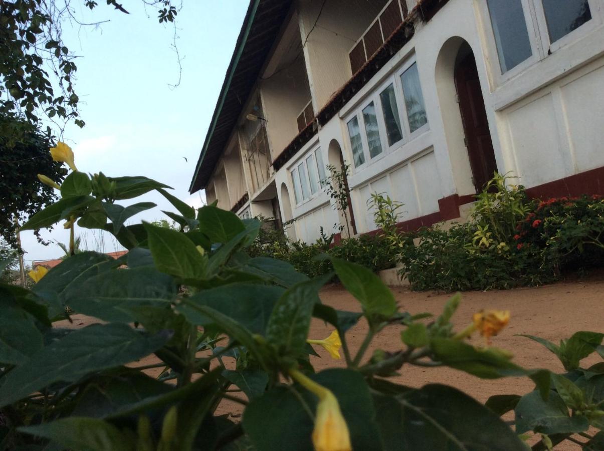 New Rest House Sea View Hotel Νεγκόμπο Εξωτερικό φωτογραφία